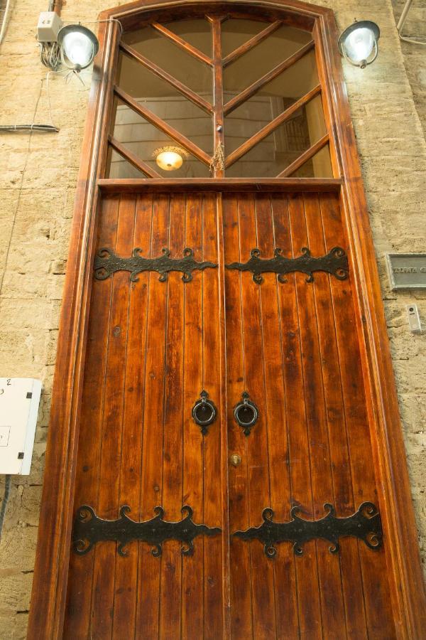 Town Gates Hotel باكو المظهر الخارجي الصورة