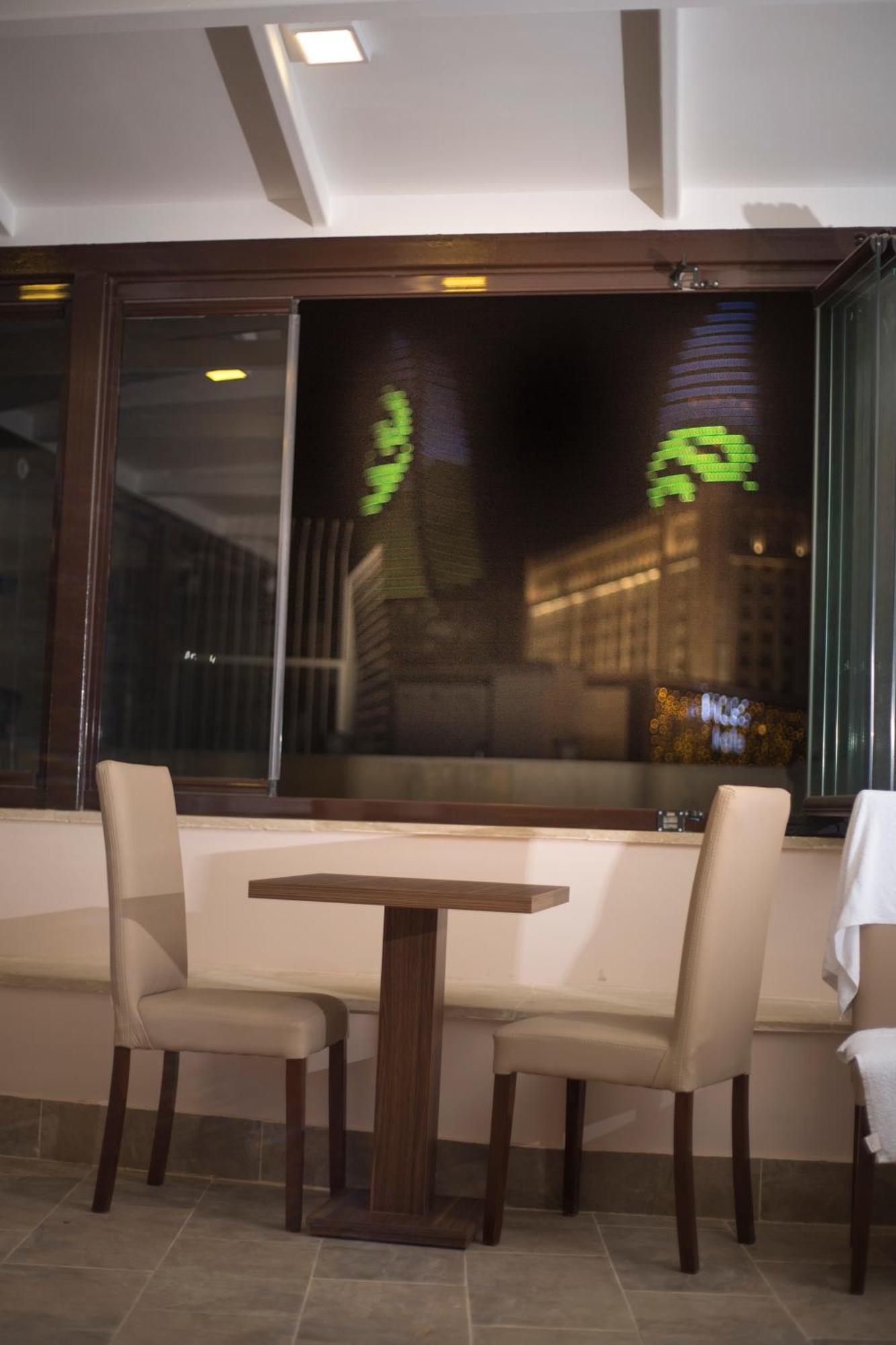 Town Gates Hotel باكو المظهر الخارجي الصورة